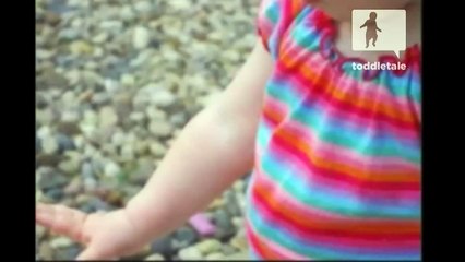 An ant tries to carry a giant piece of candy by himself - Funny - toddletale