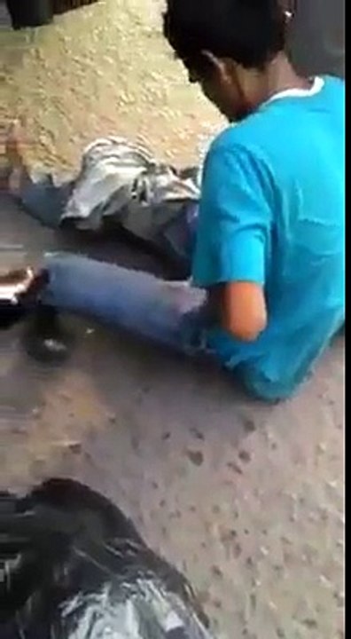mangny k lye log kia kia krty hain Astaghfirullah