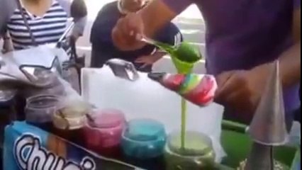 Ice Gola - Crushed Ice Lolly Seller in Nepal