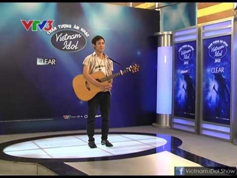 [Vietnam Idol 2012] Nguyễn Thanh Hưng sáng tác và biểu diễn bài Tìm Về Lời Ru