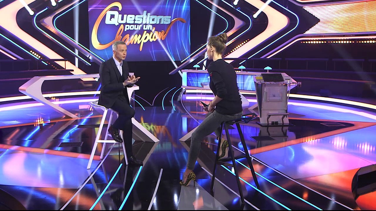 Question pour un champion : interview de Samuel Etienne - Le Tube du 20/02 - CANAL+