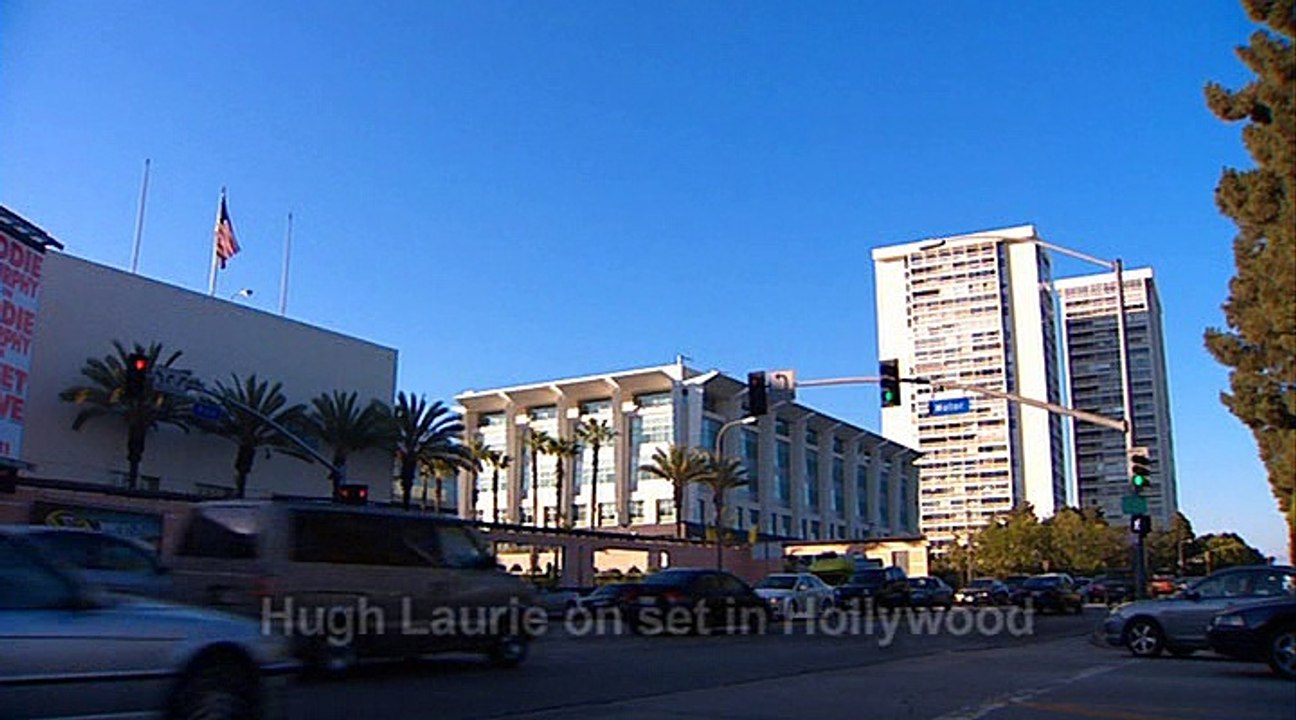 Blackadder Extra 08 @ Hugh Laurie On Set In Hollywood