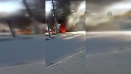 Lüks Otomobil Alev Aldı