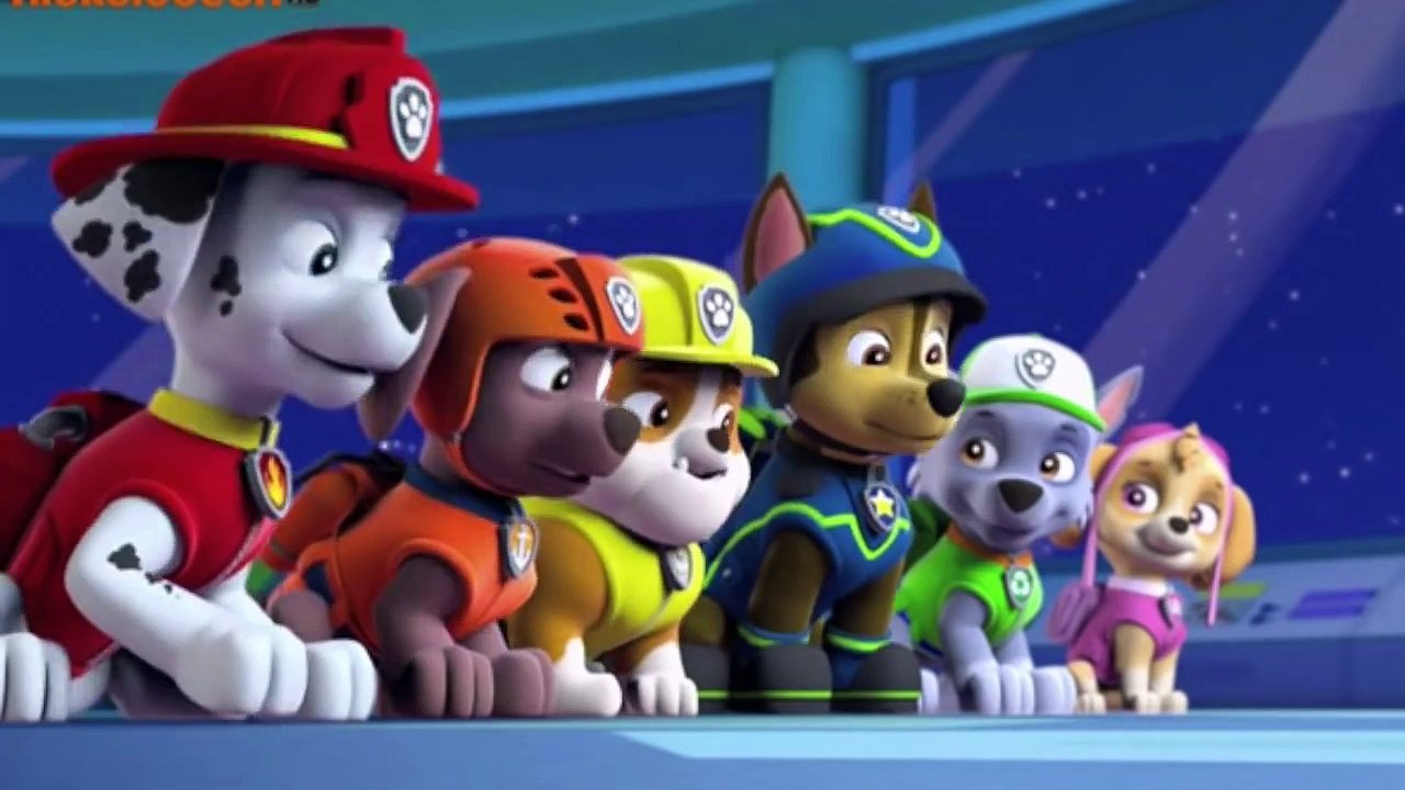 La pata de la patrulla de Cachorros Guardar el Espacio Extraterrestre a los Cachorros Guardar un Flying Frog 006 - 2016