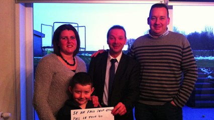 ébauche d'une vidéo : Rencontrer ses 372 amis Facebook : le pari insolite d’un Namurois