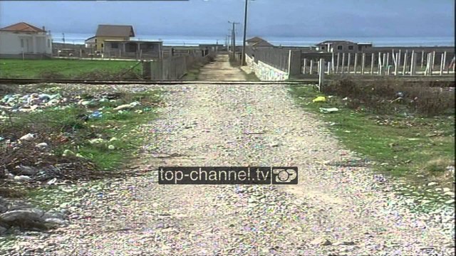 Të rrezikuar nga treni - Top Channel Albania - News - Lajme