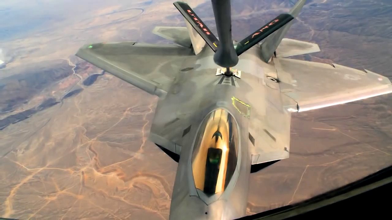 F-22 Raptor- Mid-air refueling.