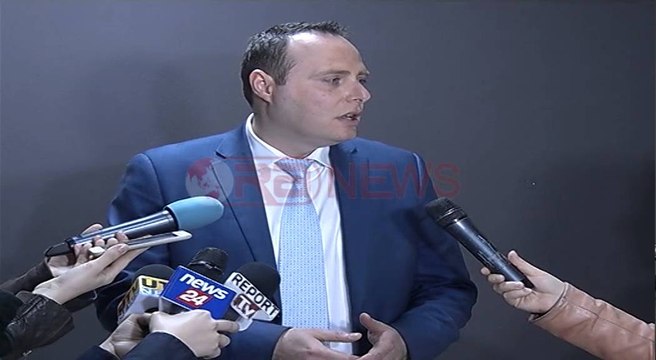 Reduktohen lëndët për gjimnazistët, Gjuha Shqipe ndahet nga Letërsia- Ora News- Lajmi i fundit-