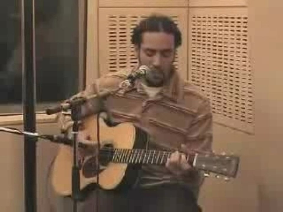 Ben harper - woman in you (acoustic)