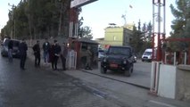 Bakan Yılmaz Ceylanpınar'da Suriye Sınırına Örülün Duvarı İnceledi) Milli Savunma Bakanı Yılmaz...