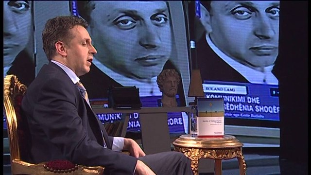 Roland Lami i ftuar në Kronikë e Pambaruar - Ora News