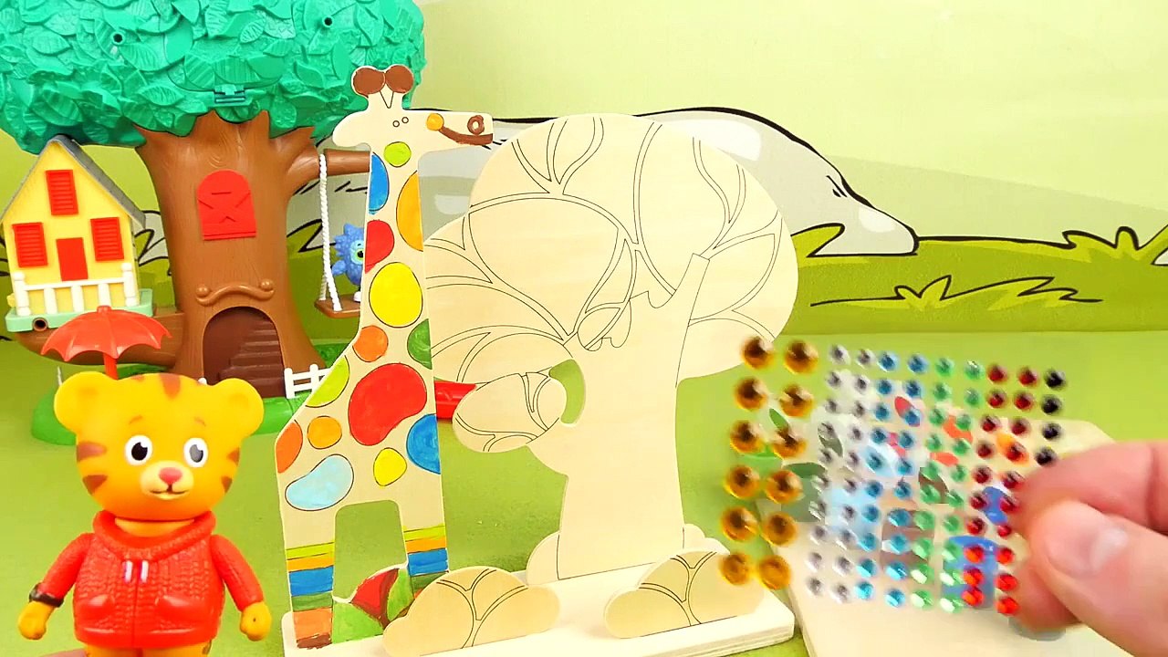 Тигрёнок Даниель и раскраска Джунгли - Развиваем детское творчество. Tiger Daniel