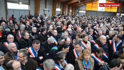 Crise agricole. Environ 1.500 élus locaux à Loudéac (Le Télégramme)
