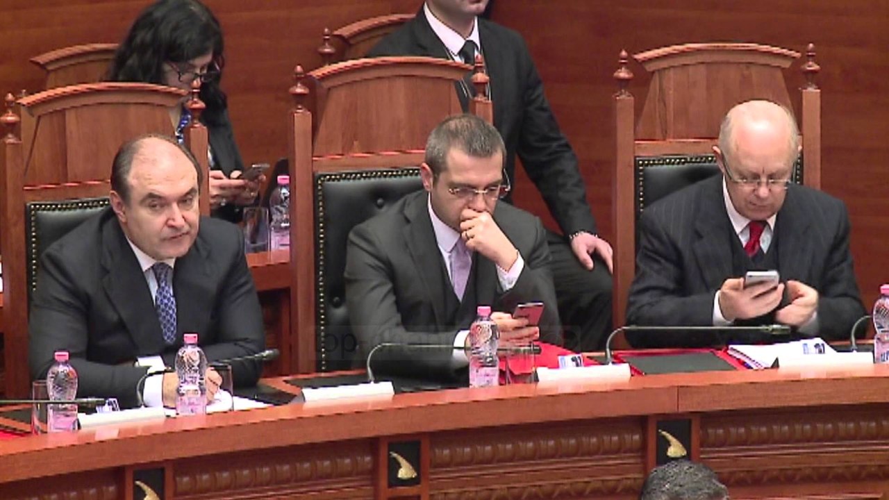Dekretet e ministrave, Meta: Duhet klimë bashkëpunuese - Top Channel Albania - News - Lajme