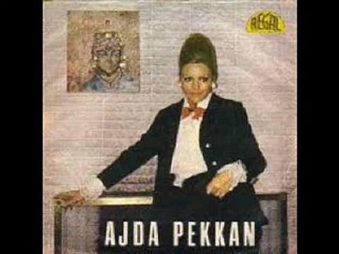 Ajda Pekkan - Uzgun Yuzlu Dertli Aksam (1969)