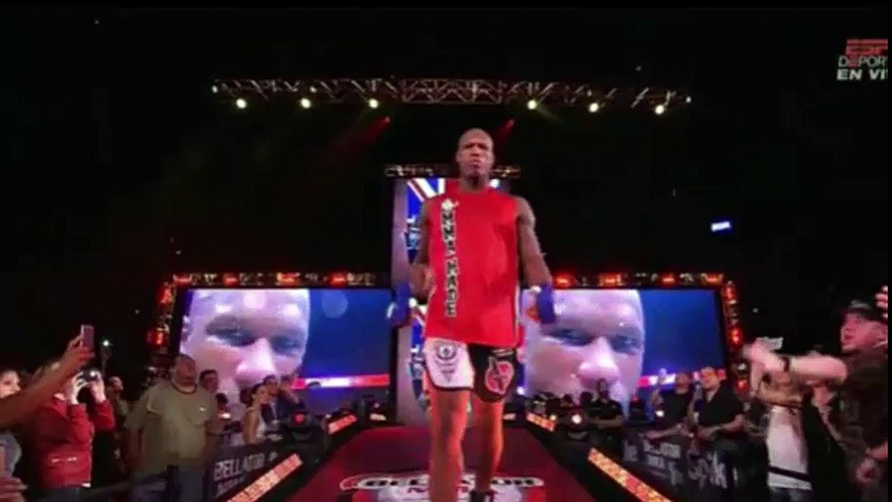 Linton Vassell va Emanuel Newton
