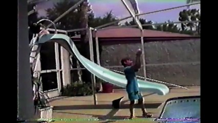 This cat is an asshole