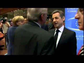 KRIZA E BORXHEVE MERKEL DHE SARKOZI  TAKOHEN TE HENEN PER PROPOZIMET E FMN LAJM