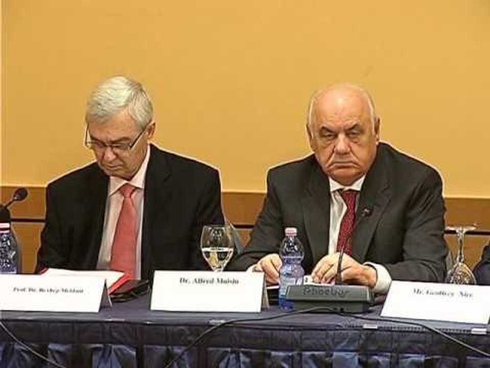 ISH PRESIDENTET SUGJEROJNE ZGJEDHJEN E KREUT TE SHTETIT NGA POPULLI LAJM
