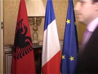 BERISHA NE FRANCE TAKOHET ME HOMOLOGUN VENDAS FRANCOIS FILLON LAJM