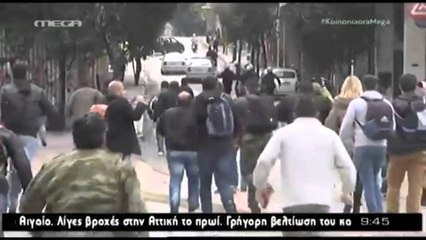 Descargar video: PERLESHJE MES FERMEREVE DHE POLICISE GREKE NE ATHINE DHE NE MBARE VENDIN LAJM