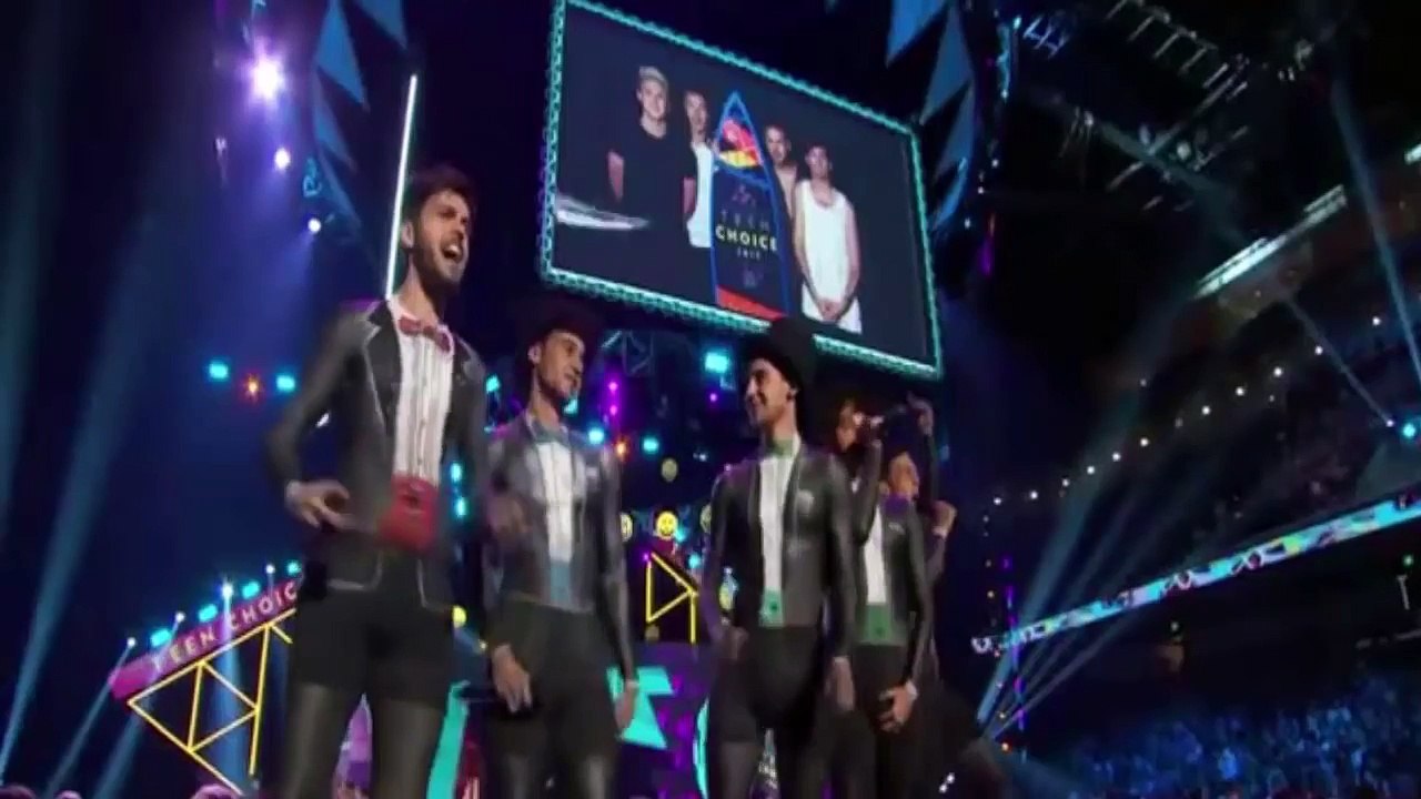 One Direction Win Teen Choice Awards 2015 [Subtitulado]
