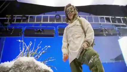 One Direction - Between Us Fragrance (Behind The Scenes Harry) [Subtitulado]