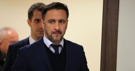 Vitor Pereira: Robin van Persie de Olsa Hazır Olduğunu Hissetmezsem Oynatmam