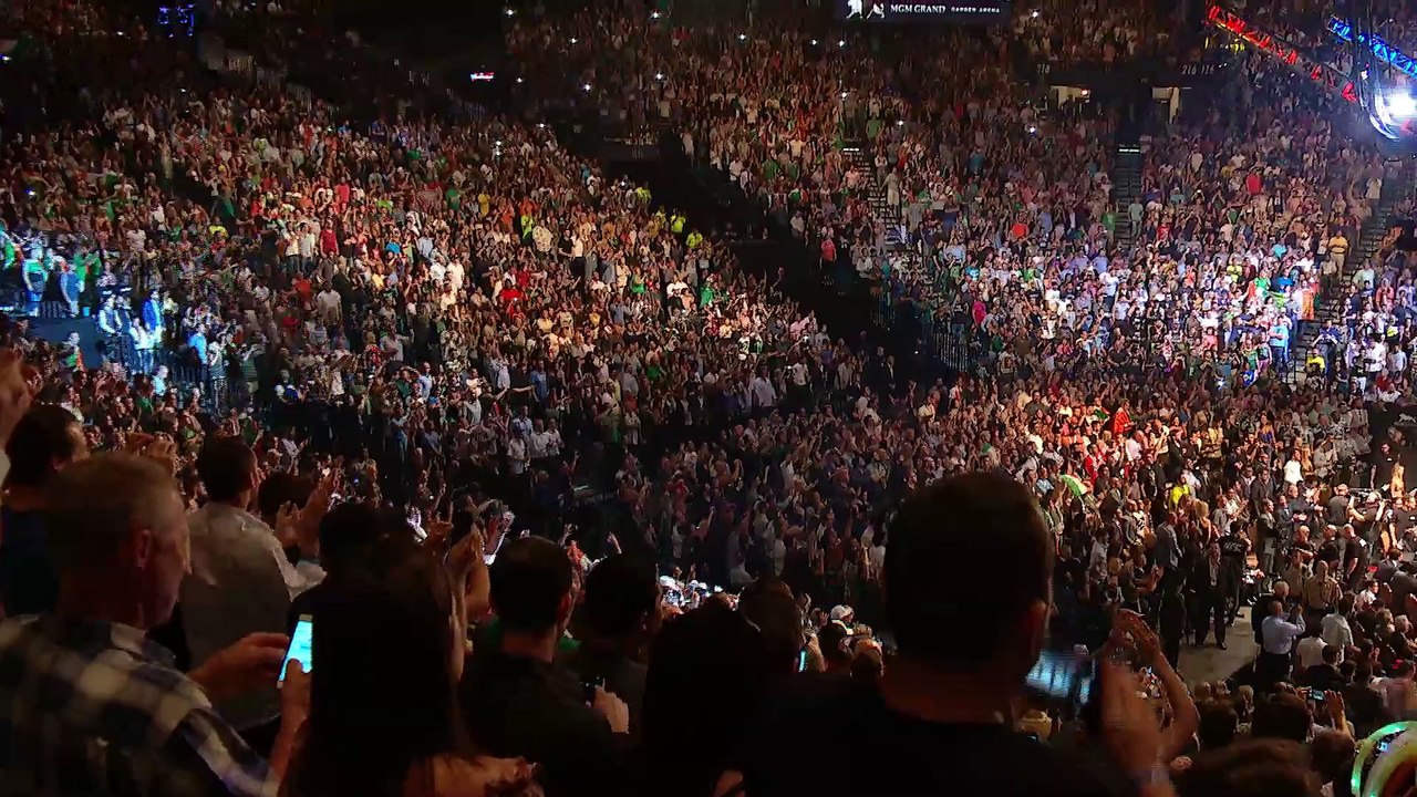 Conor McGregor x Chad Mendes - Vídeo da luta