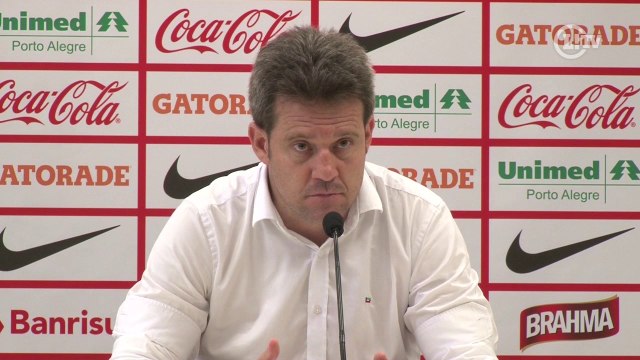 Argel enaltece base do Inter: 'É gostoso vê-los jogar, mas precisa de calma'