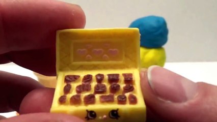 Play-Doh Ice Cream Cone Surprise Eggs clayplayandfuntoys