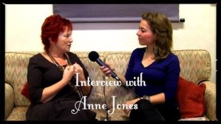 Anne Jones - How The Angels opened her Heart (1/2)