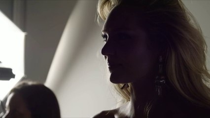 Candice Swanepoel BTS for Viva La Juicy Rose