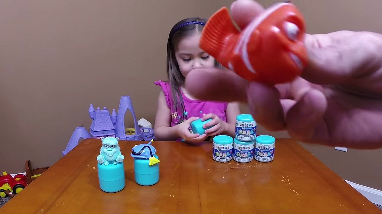 Surprise Toy Disney Pixar MASHEMS Series 1 & Play Time! Where's Nemo