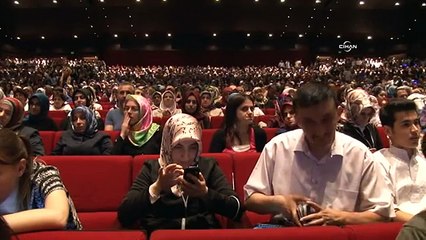 70 ülkenin gençleri Türkiye'de mezuniyet heyecanı yaşadı