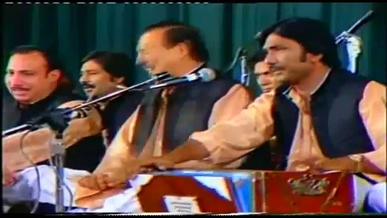 Asrar e Khuda Tasveer e Nabi Haq Ali Ali Dam Ali Ali - Nusrat Fateh Ali Khan (Qawwali)