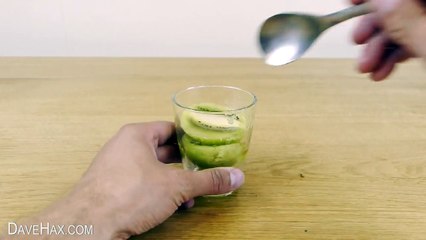 How to Peel a Kiwi or Mango