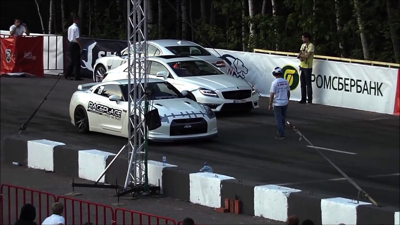 Nissan GT-R  VS Mercedes-Benz CLS63 AMG Epic Win