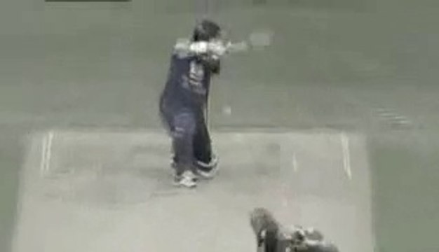 Top 10 Missed Runouts ever in Cricket History★Funny Cricket Moments★