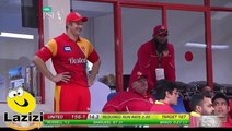 How Pakistani Players are making Fun of Azhar Ali After Dropping the Catch