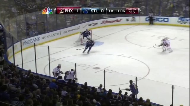 Brian Elliott robs Gilbert Brule. Phoenix Coyotes vs St. Louis Blues 4612 NHL Hockey