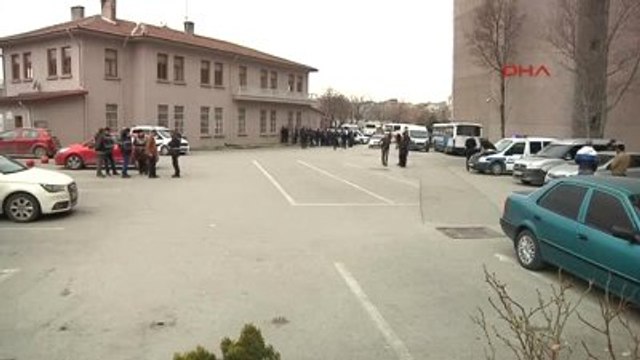 Ankara'daki Terör Saldırısına İlişkin Gözaltına Alınan 21 Kişi Adliyeye Sevk Edildi