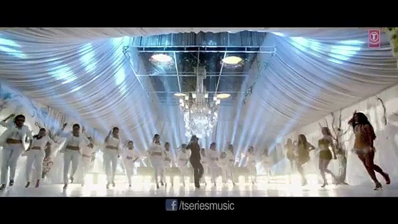 HIGH HEELS Video Song - KI & KA - Arjun Kapoor, Kareena Kapoor - Yo Yo Honey Singh - Meet Bros