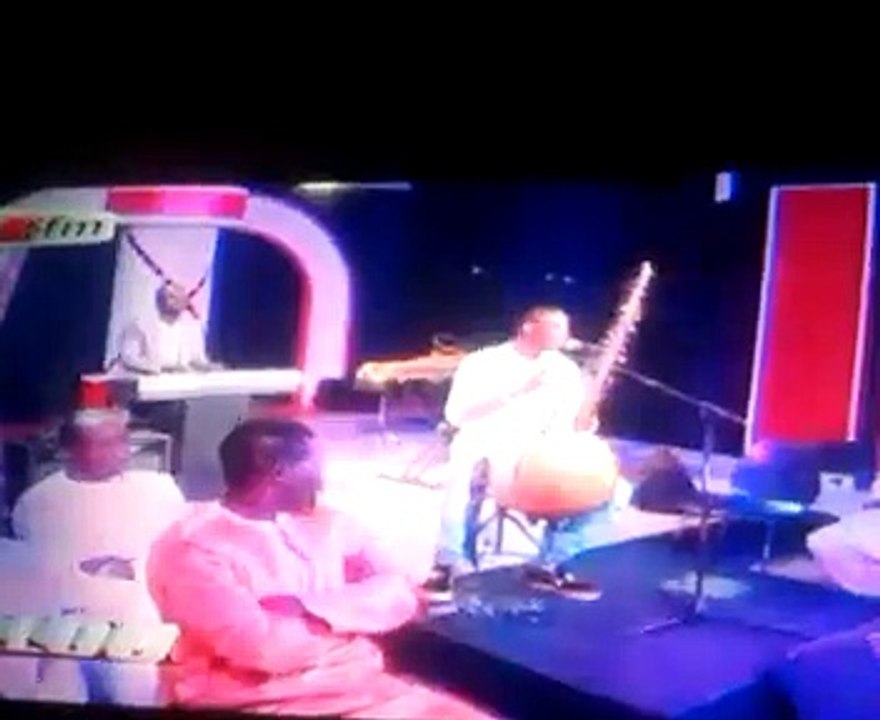 Sidiki Diabaté en direct sur une chaine senegalaise