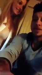 تونسي يحاول تعليم صديقته الأمريكية أغنية يا بنت السلطان بالدمووع