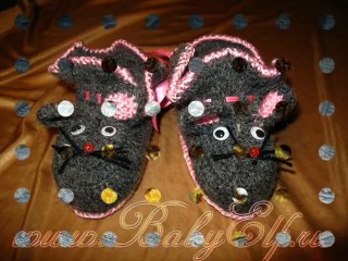 Вязаные пинетки для новорожденных. Веселенькие. Merry Crochet booties for newborns