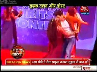 Dance karte Waqt Twikal se Badla lene ke liye Kunj ne Giraya Twinkal ko 21st February 2016 Tashan E Ishq