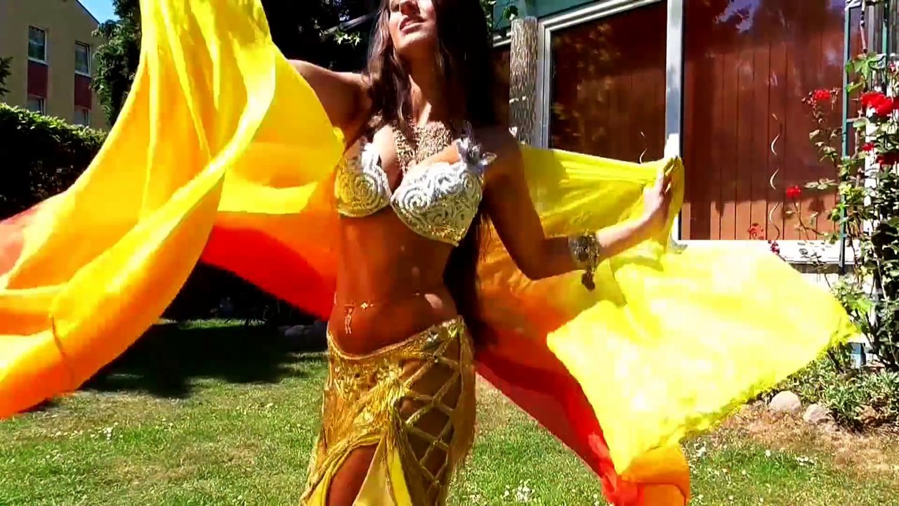 Belly Dance with Veil and Fan Veil by Isabella 2015 - الموسيقى العربية HD