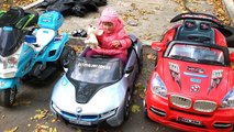 ✔ Развлечения для детей Детский электромобиль BMW Игрушки Машинки видео для детей
