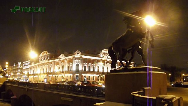 Катание на коньках по замерзшей Фонтанке